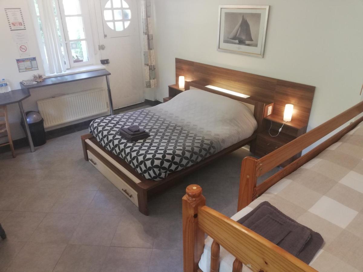 Chambre D'Hotes De La Roche Tremblante Huelgoat Buitenkant foto