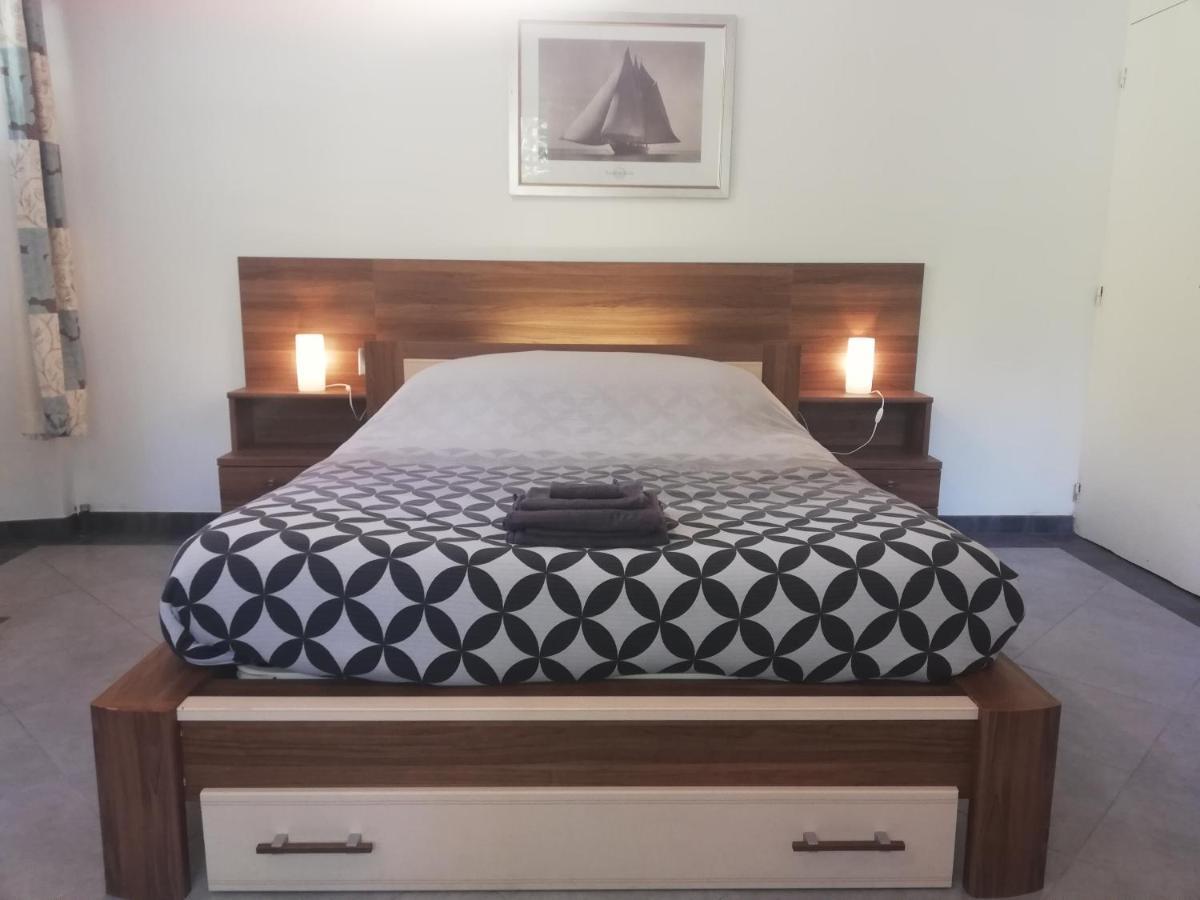 Chambre D'Hotes De La Roche Tremblante Huelgoat Buitenkant foto
